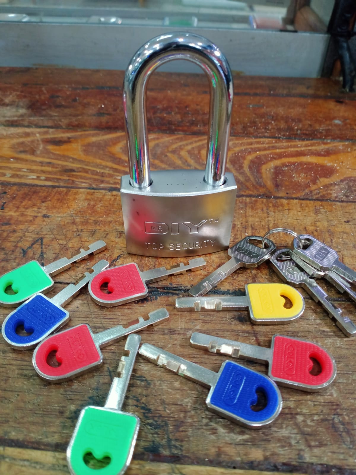 ahli kunci gembok 