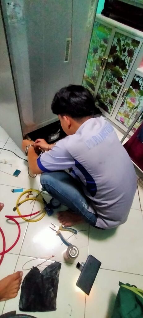 Service Kulkas Duren Sawit2