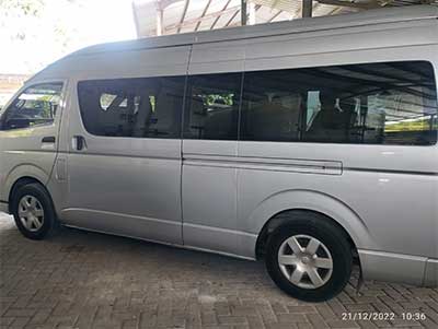 sewa-mobil-manado-kinamang-5