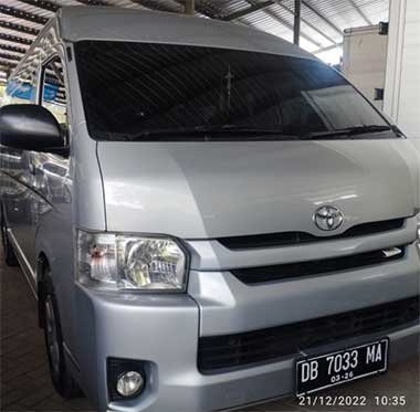 sewa-mobil-manado-kinamang-7