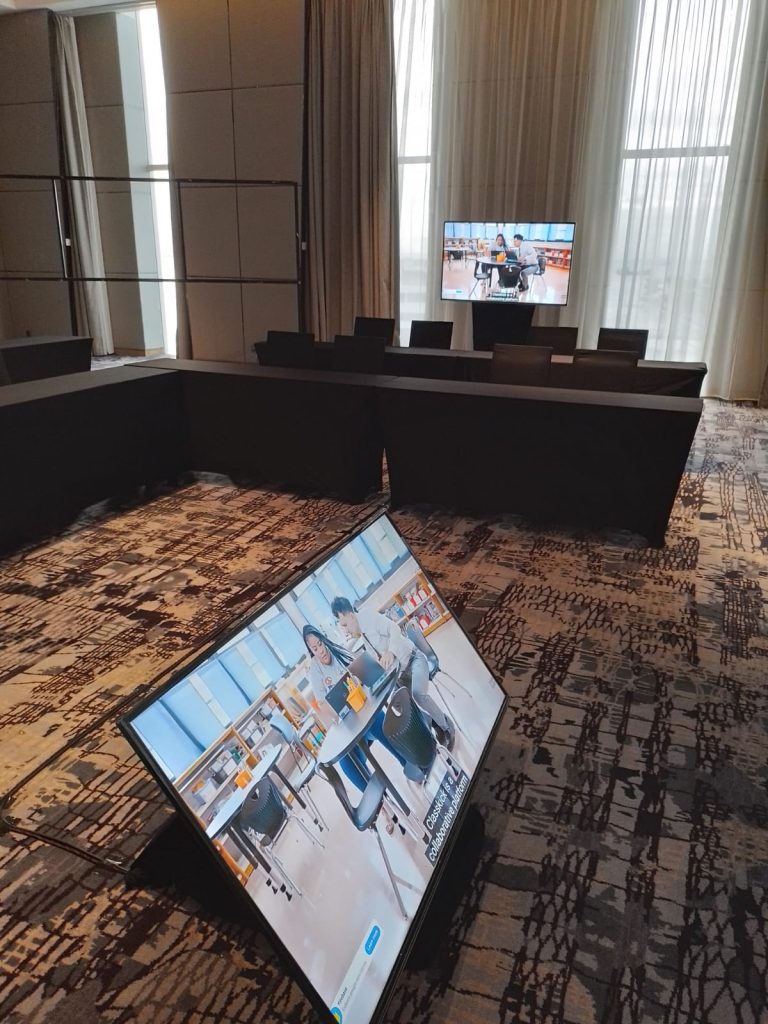 Rental TV Batam
