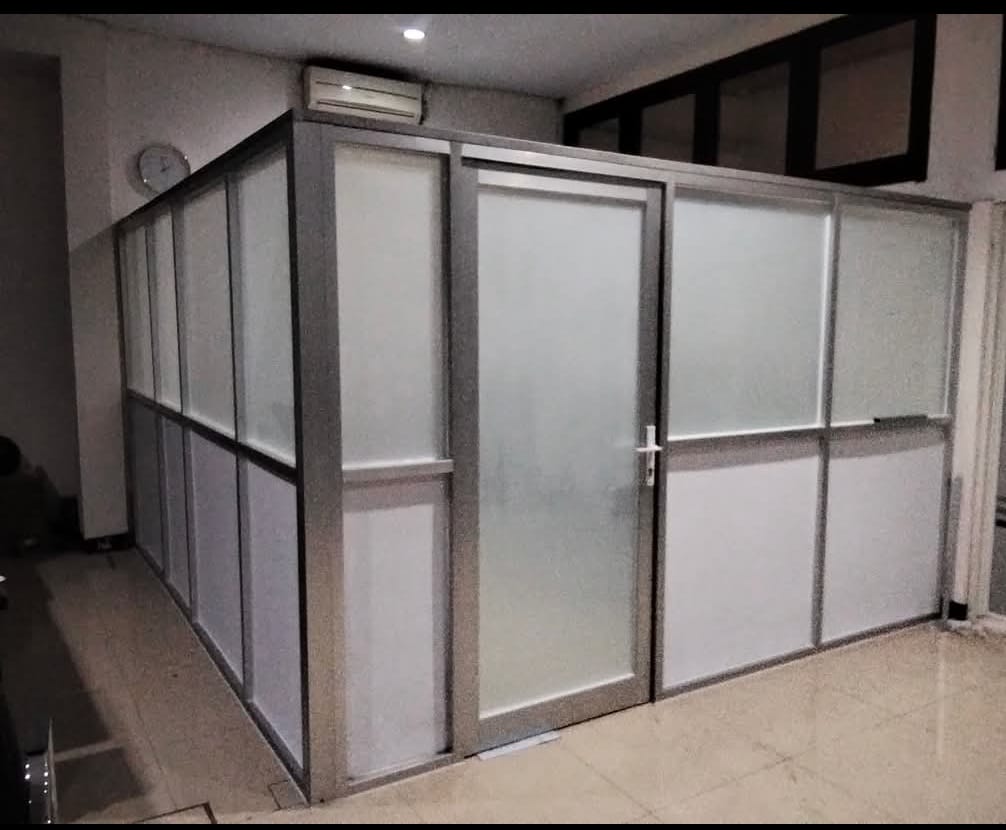 portofolio kaca manado
